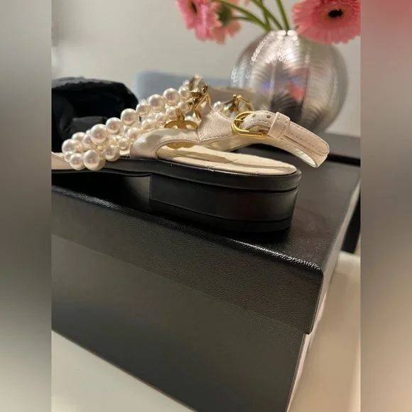 🌸RARE🌸 AUTHENTIC CHANEL PEARL SLINGBACK SIZE 36C gently used condition!! - Picture 10 of 12